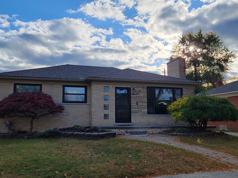 1st image of 22018 Trombly St