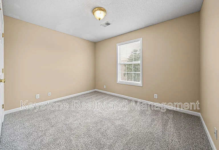 3285 Tower Dr #A — Photo 12