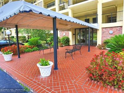 3250 N Palm Aire Dr APT 910, Pompano Beach, FL, 33069