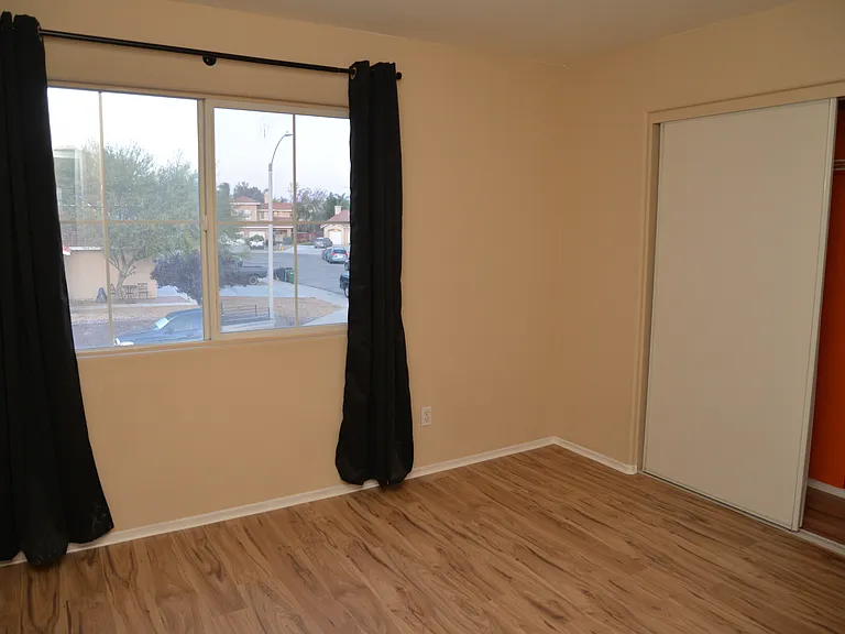 26527 Alta Ave — Photo 9