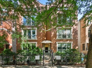 2917 N Damen Ave #3N, Chicago, IL 60618