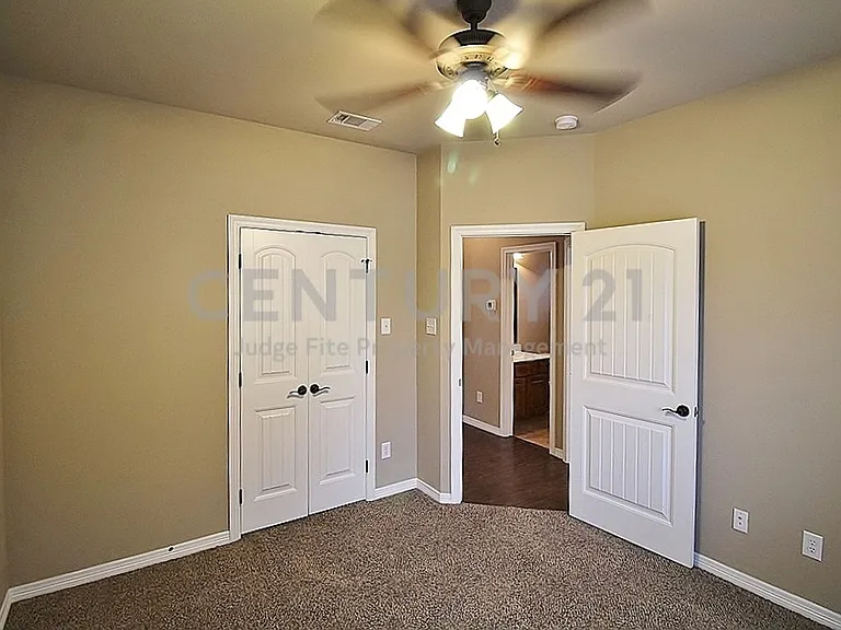 122 Sierra Dr — Photo 20