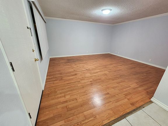 2nd image of 612 N Chandler Ave #612F