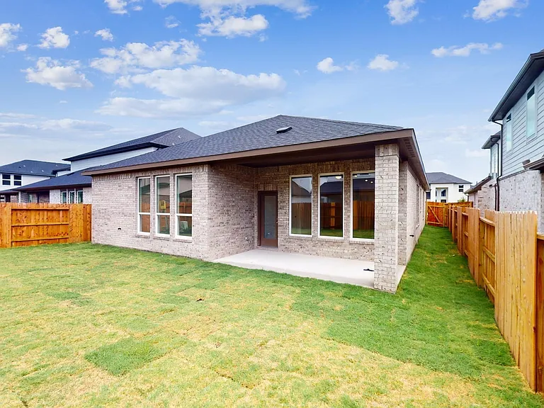 21622 Laggan Cliff Ln — Photo 34
