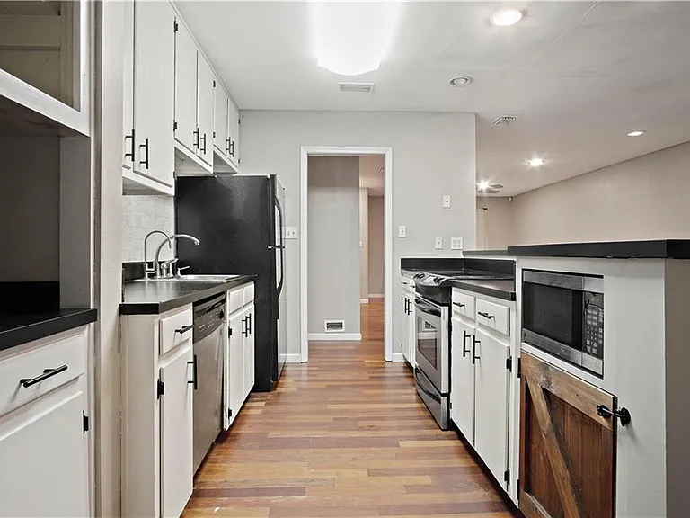 304 Judson Dr — Photo 5