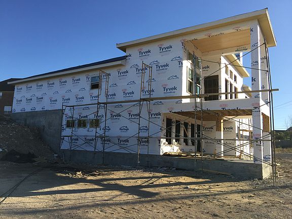 4th image of 24319 Canyon Row