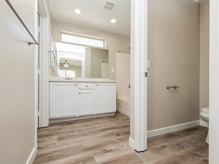 8325 New Leaf Ave — Photo 10