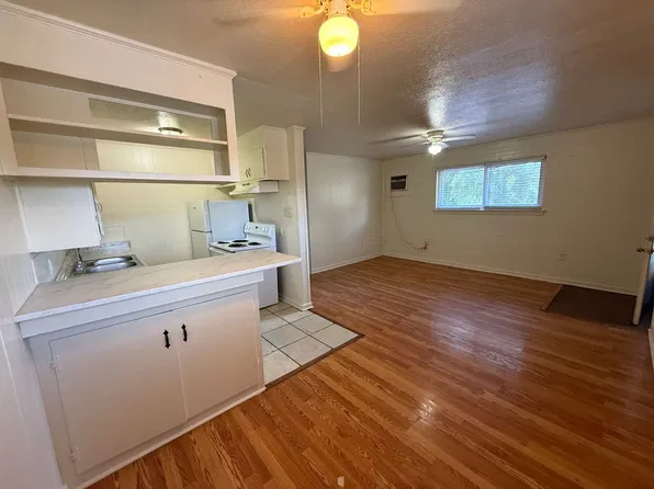 AM 1215 W Chimes, 1215 W Chimes St APT 6, Baton Rouge, LA 70802