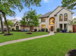 8329 Thorncrest Ct, North Richland Hills, TX 76182