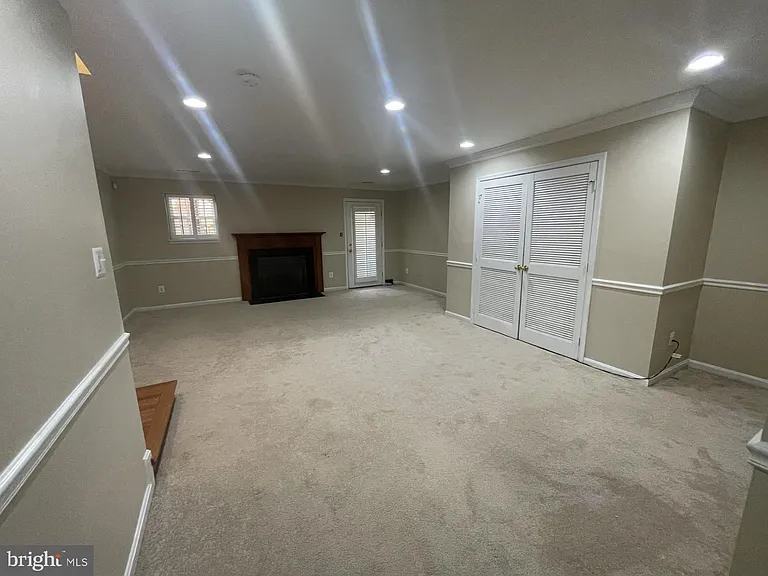 8845 Eagle Rock Ln — Photo 33