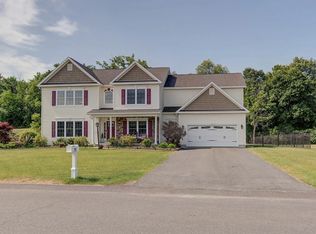 65 Haywood Ln, Rensselaer, NY 12144