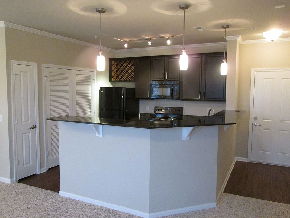 1st image of 4950 Talbott Dr APT 126