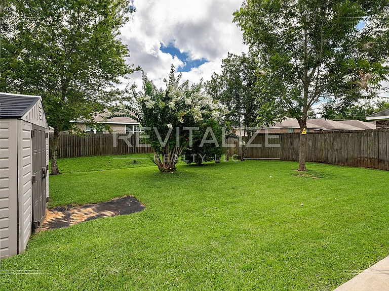 1549 Majesty Loop — Photo 43