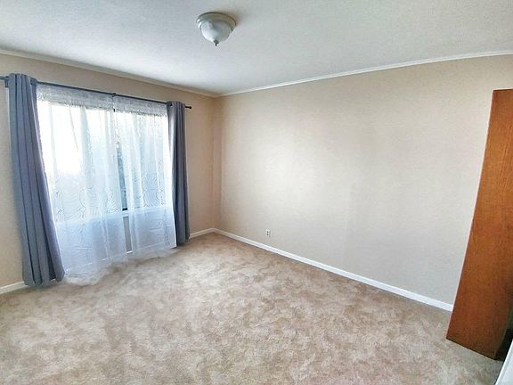 4th image of 245 1st Ave #1
