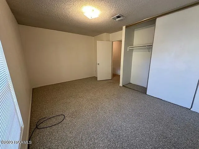 40 Phlox Dr — Photo 14