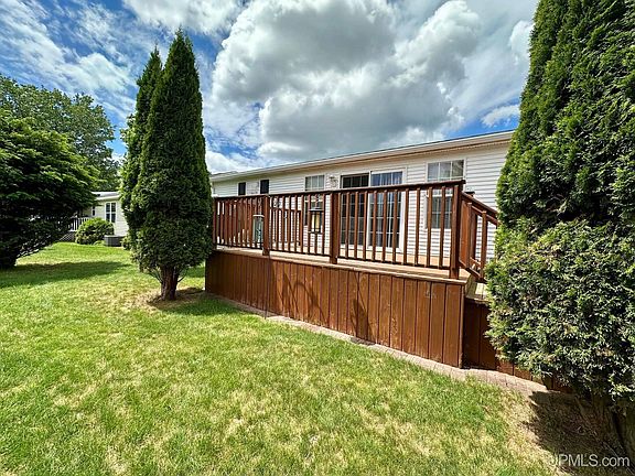 3rd image of 26 Kenneally Blvd
