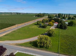 21 Honeysuckle Rd, Pasco, WA 99301