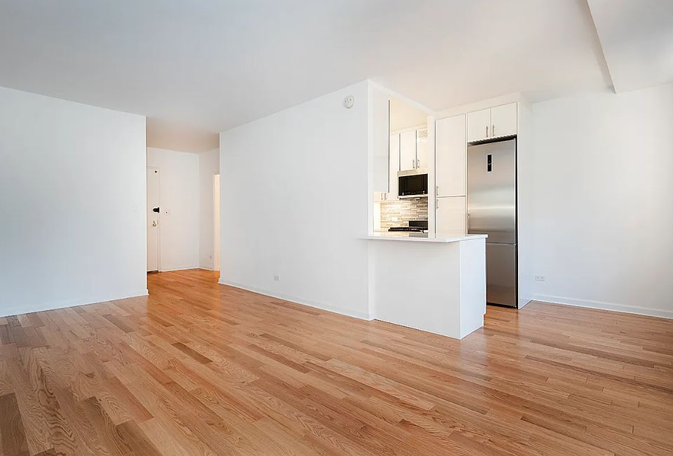 1st image of 63 E 9th St APT 7C