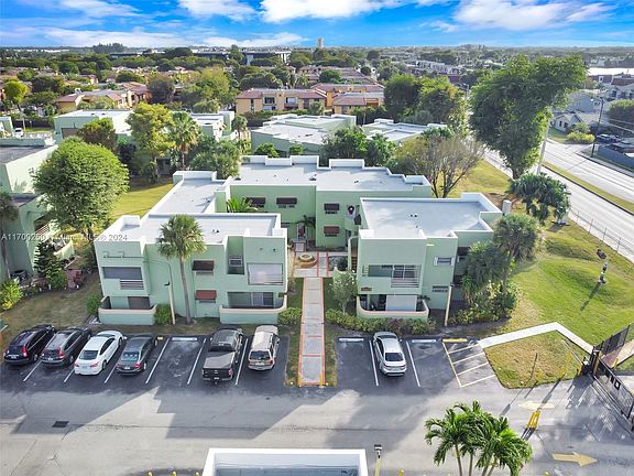 2nd image of 11103 NW 7th St #2022