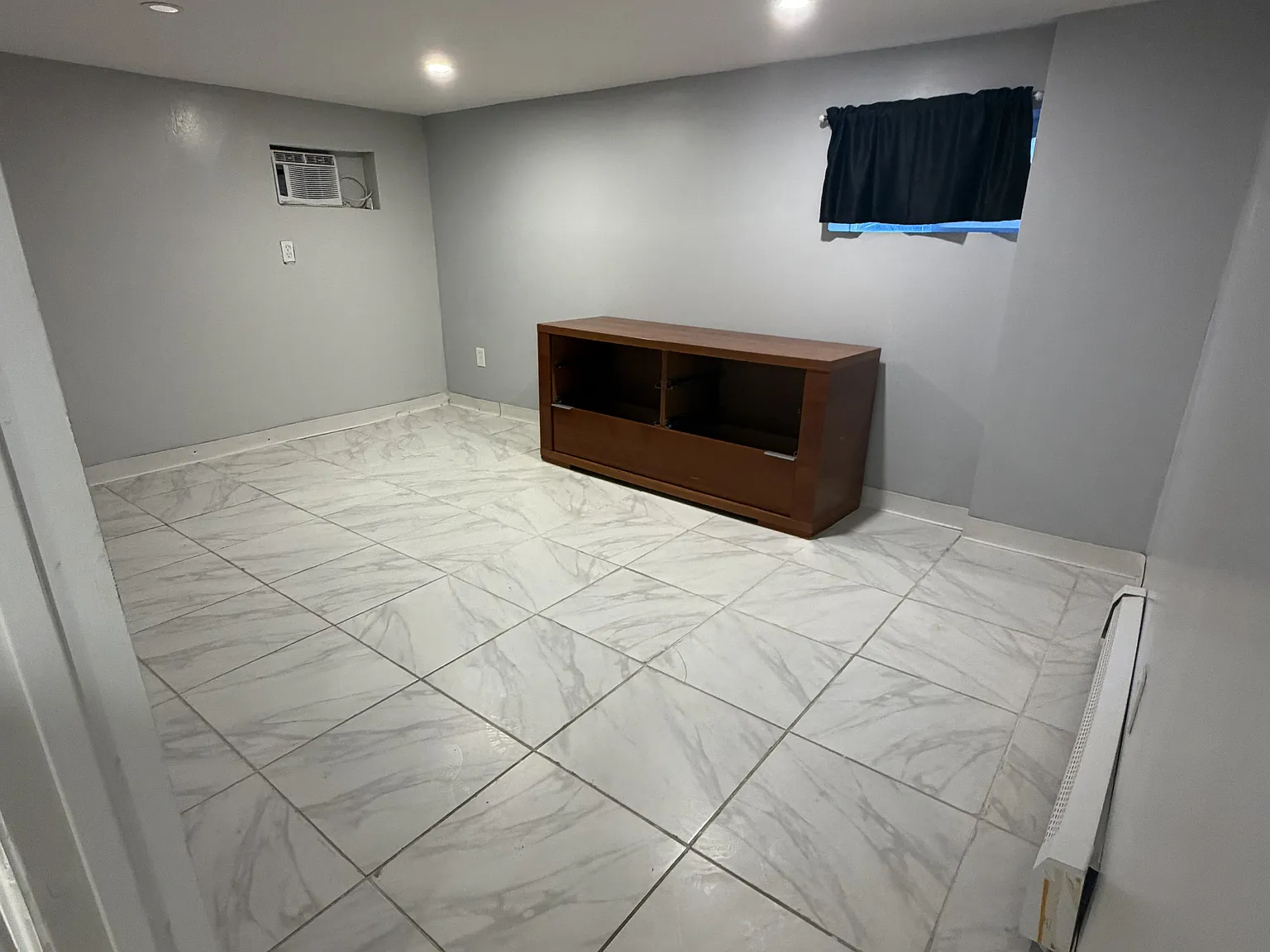 2 bed, 950 sqft, $1,700 — Photo 4