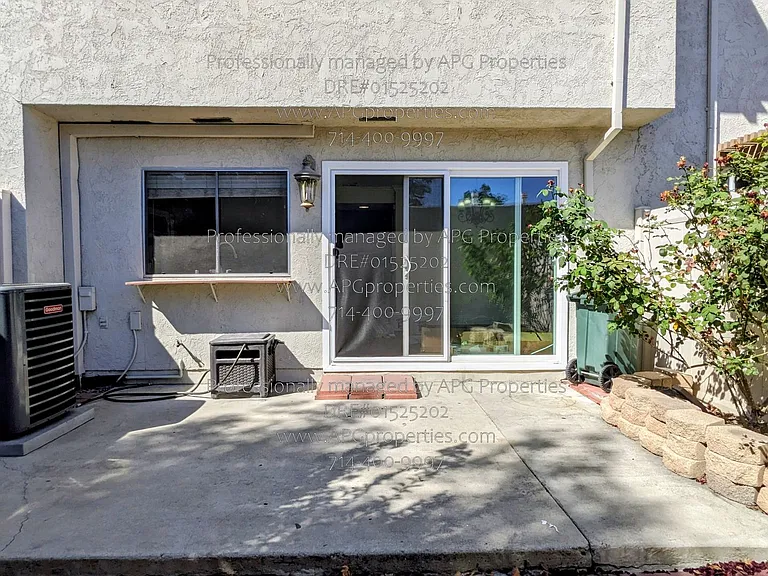 4800 Daroca Way — Photo 8