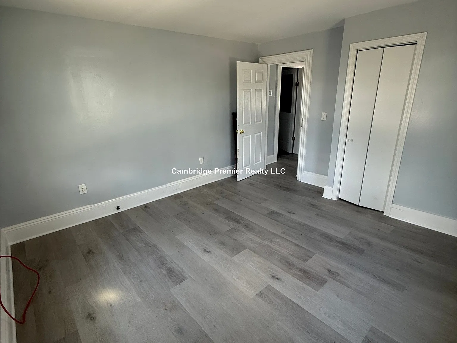 Weston St — Photo 3