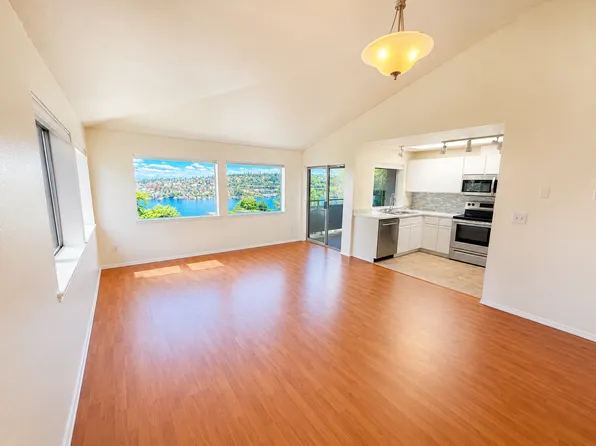 2150 6th Ave N APT 301, Seattle, WA 98109