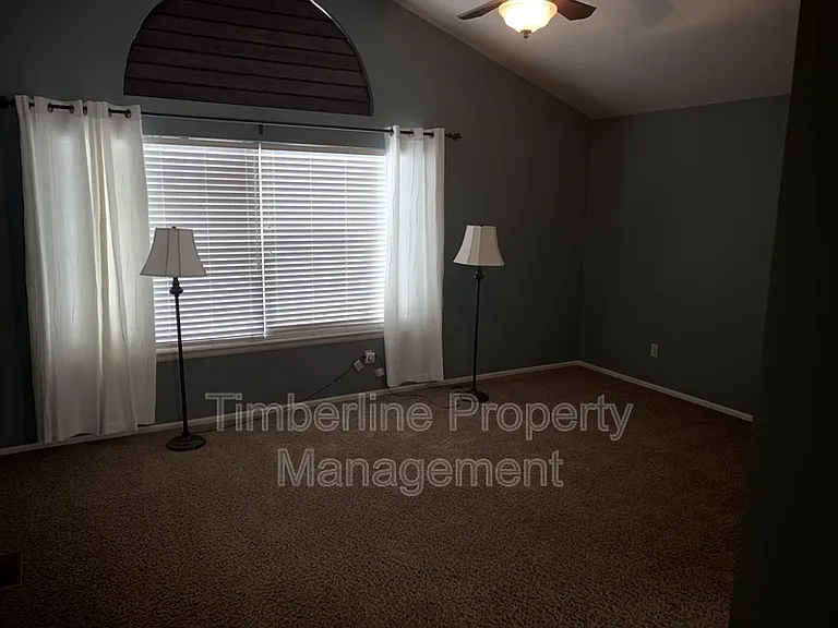 2511 Antietam Ln — Photo 27