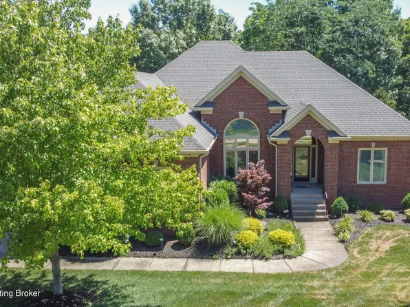 4217 Woodmont Park Ln, Louisville, KY 40245