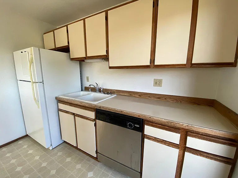 1700 NW 64th St #301 — Photo 13