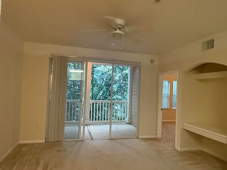 2801 Chancellorsville Dr #1326 — Photo 26