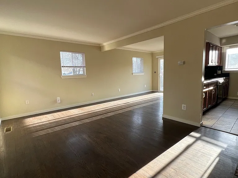R.O.C. Apartments — Photo 35