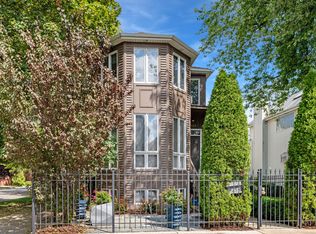 3259 N Oakley Ave, Chicago, IL 60618