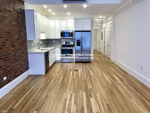 51 Gloucester St. #1 Boston - Back Bay Unit Photo 4