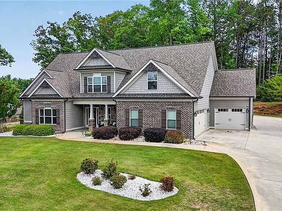 4th image of 3640 Eagle View Way