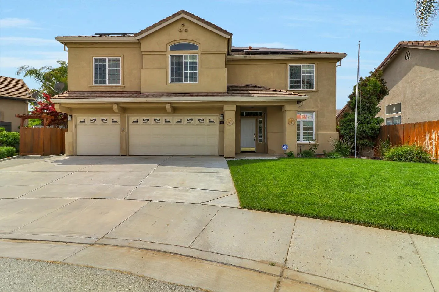 2160 Alturas Ct photo 1