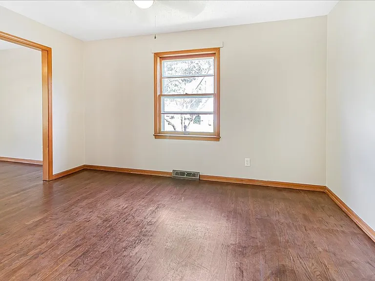 318 Goodrich Dr — Photo 10