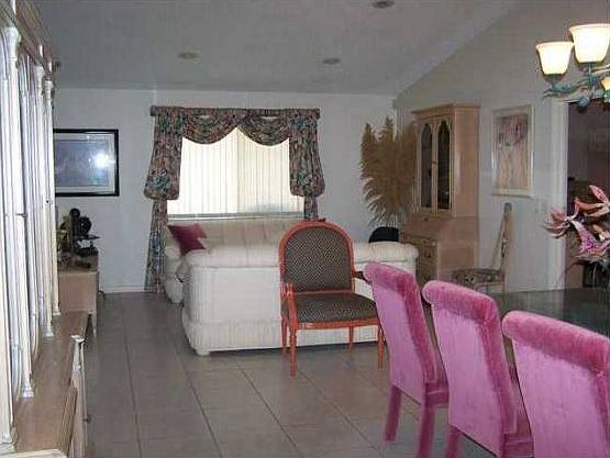 2nd image of 7244 Solandra Ln