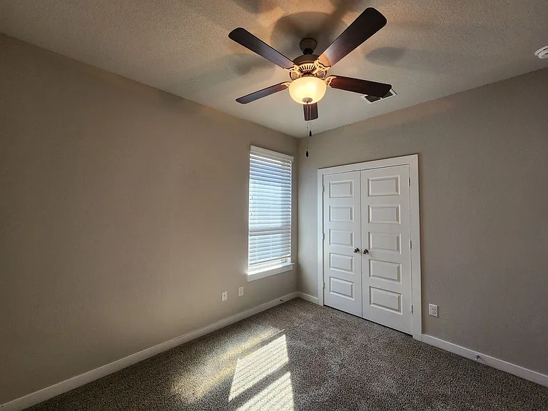 367 Creekside Curv — Photo 21