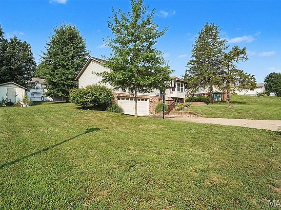 3rd image of 6520 Weston Oaks Dr