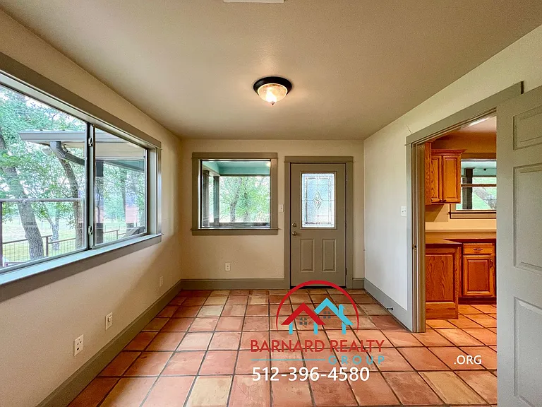 12365 FM 20 — Photo 11