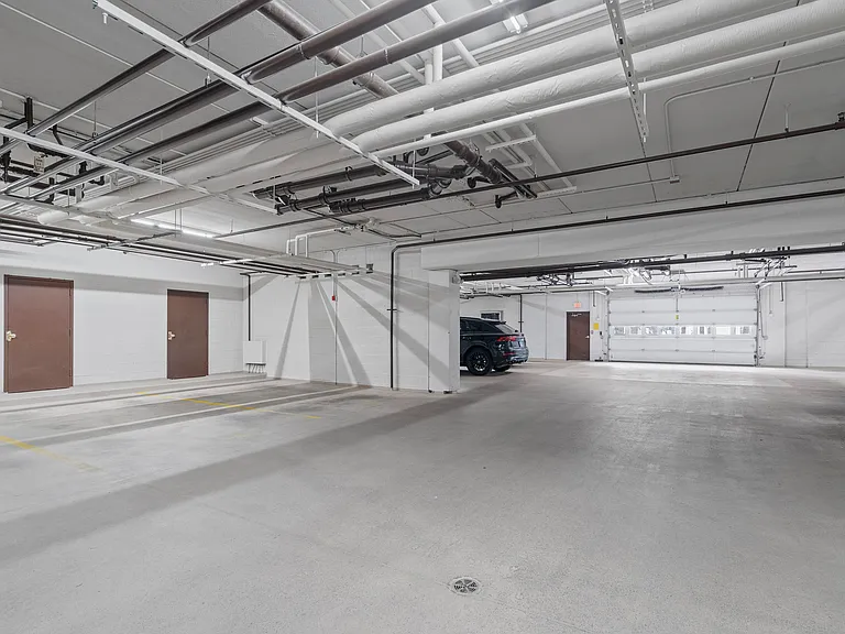 5155 Madison St #403 — Photo 26