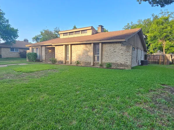1204 Laurie Ave, Desoto, TX 75115