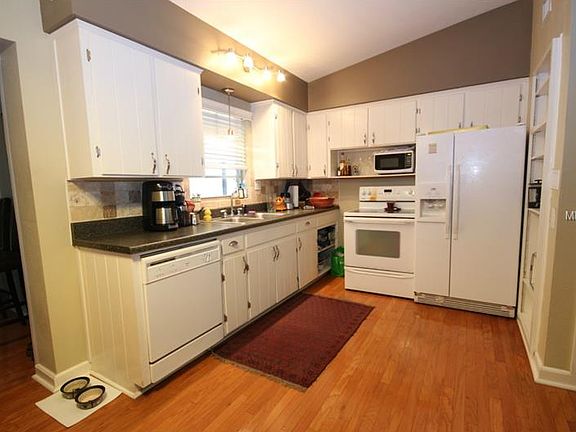 5th image of 1411 Yates St