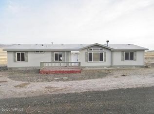 22556 State Route 24, Moxee, WA 98936