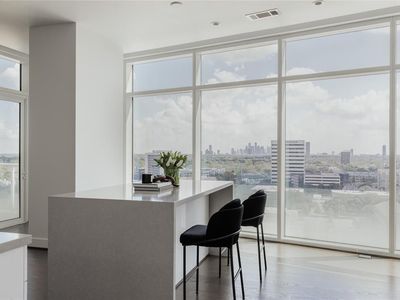 4521 San Felipe St UNIT 1303, Houston, TX, 77027