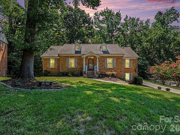 3rd image of 8537 Furrier Dr
