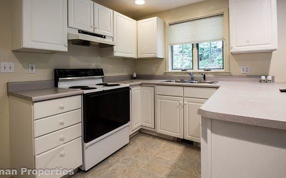 4th image of 12 Cape Woods Dr