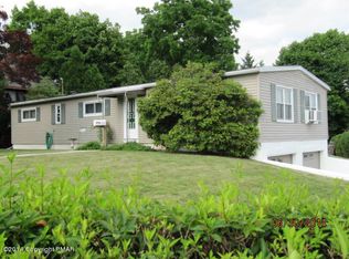 221 N 5th St, Lehighton, PA 18235
