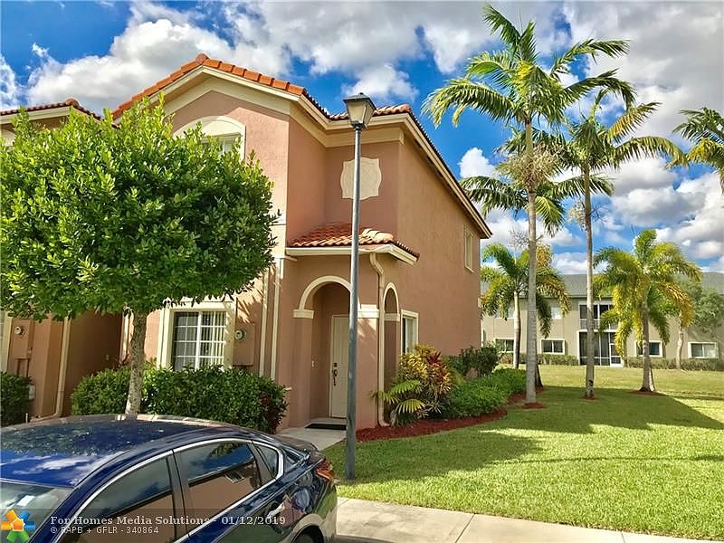 1st image of 7919 Catalina Cir #7919